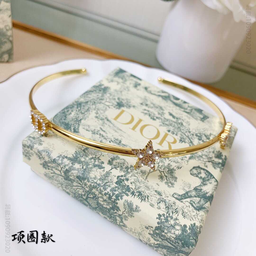 DIOR迪奥满钻五角星三叶草CD字母弹性项链项圈款