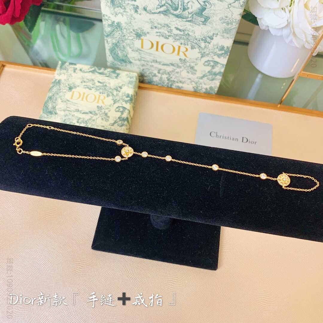 19款新推出的rose des vents系列 Dior 罗盘白贝 手链