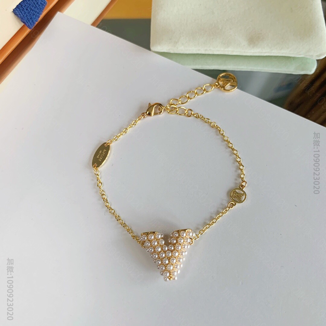 Louis Vuitton 路易威登 lv珍珠款手链