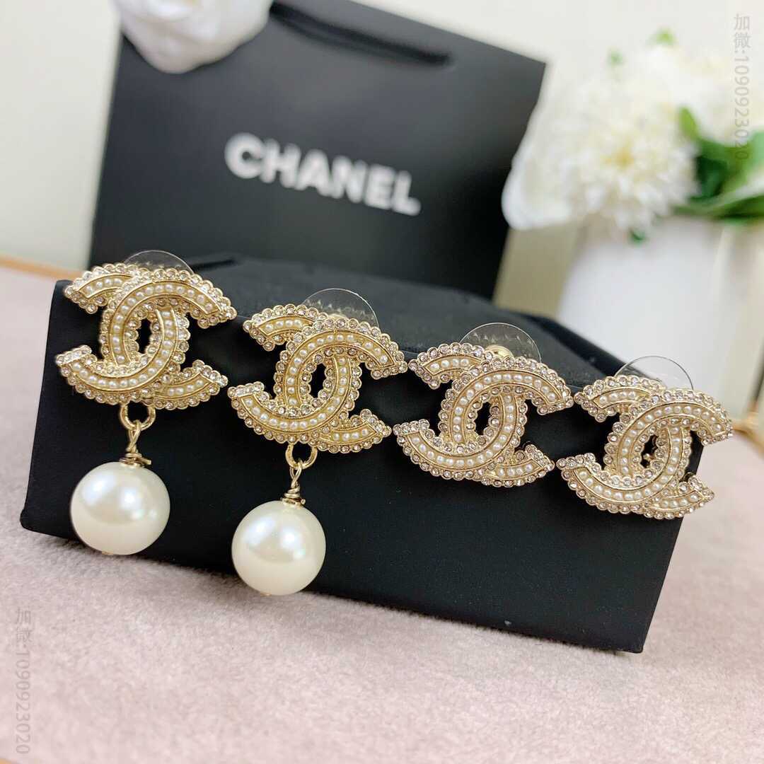 CHANEL香奈儿双c珍珠款耳钉款耳环 C72284