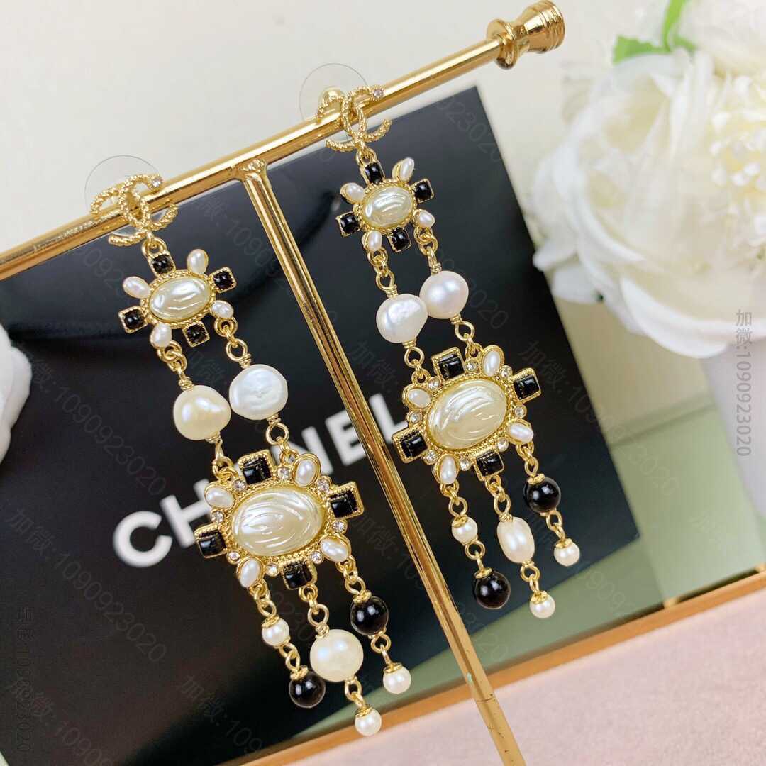 新款 19年CHANEL香奈儿珍珠双c长款耳钉耳环