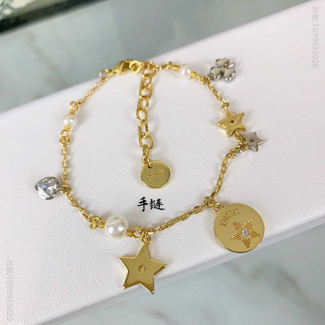 19款Dior迪奥蜜蜂圆牌手链