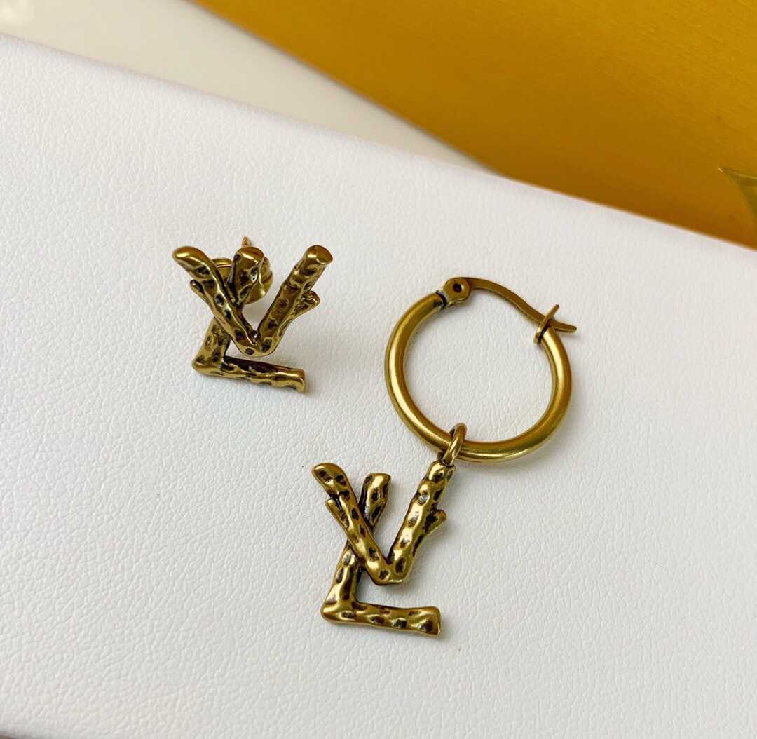 Louis Vuitton 路易威登 男女同款LV耳钉耳环