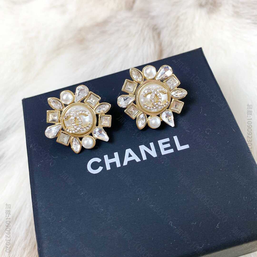 新款 CHANEL香奈儿双c珍珠耳钉耳环