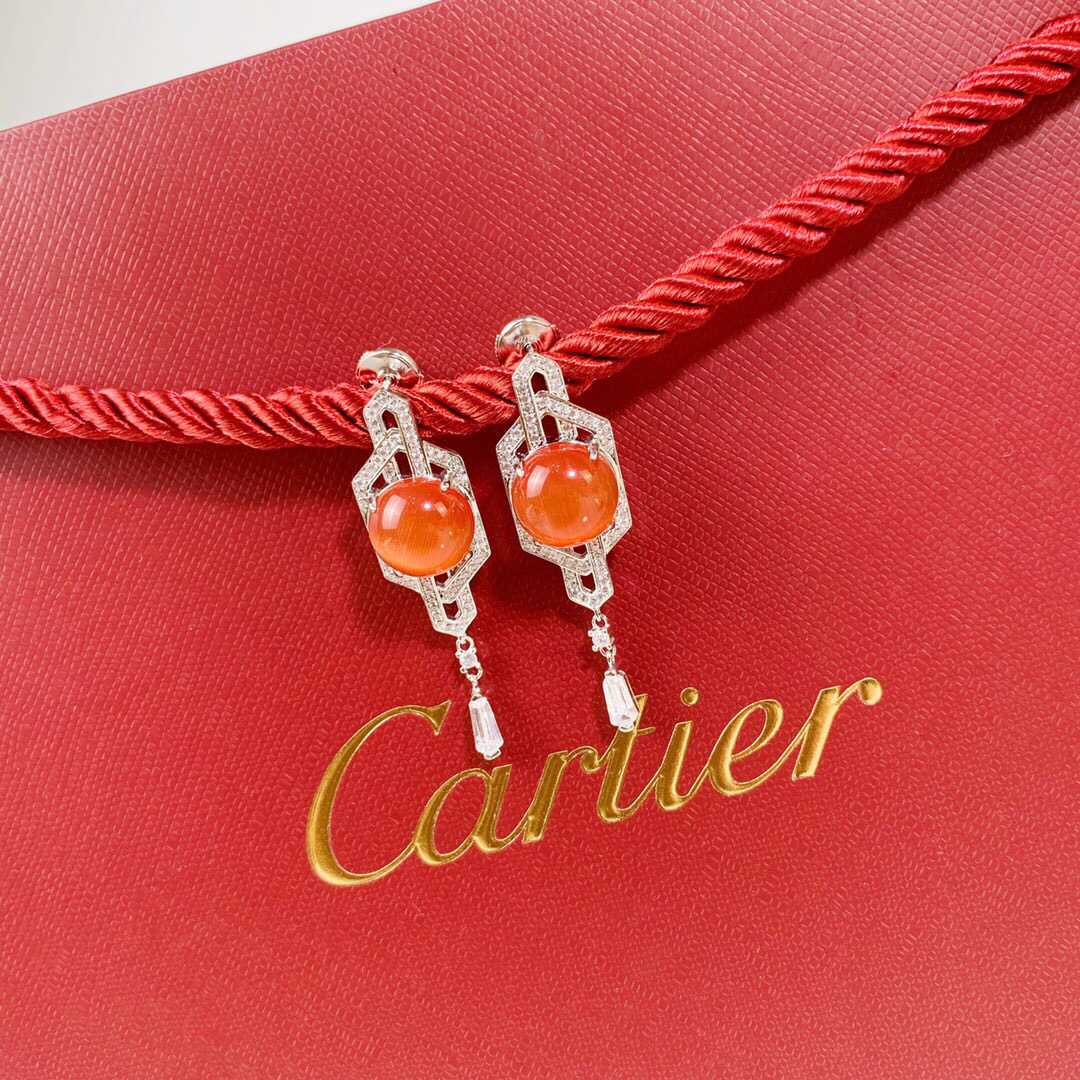 卡地亚Cartier猫眼石带钻耳钉耳环