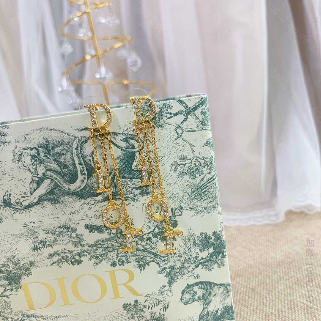 19款迪奥dior 字母带钻满钻流苏耳钉耳环 高仿迪奥耳环网站 