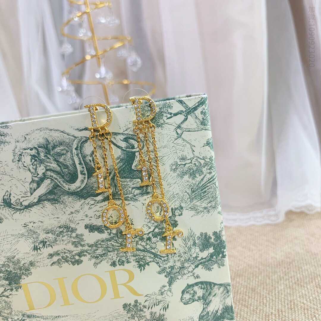19款迪奥dior 字母带钻满钻流苏耳钉耳环 高仿迪奥耳环网站