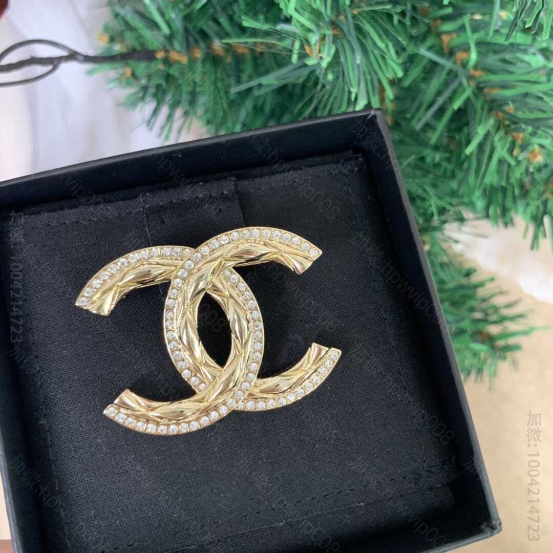 精品香奈儿女士胸花 CHANEL香奈儿双c胸针 C79432 精品香奈儿胸花价格 