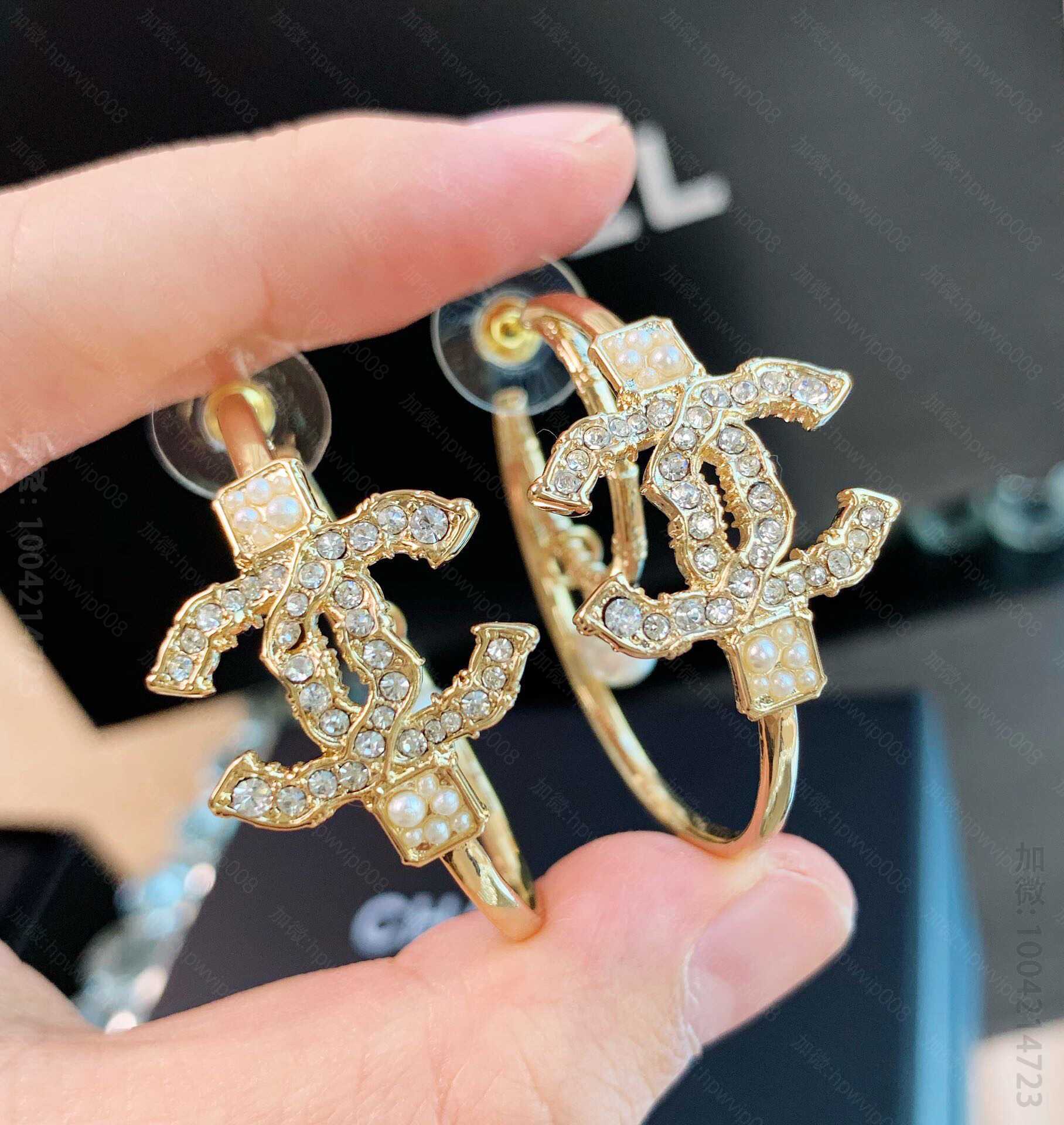 CHANEL双c 金色 珍珠满钻圆形耳钩耳钉耳环 C80144 