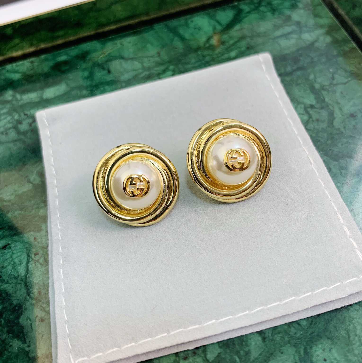 Gucci古驰双G珍珠耳钉耳环