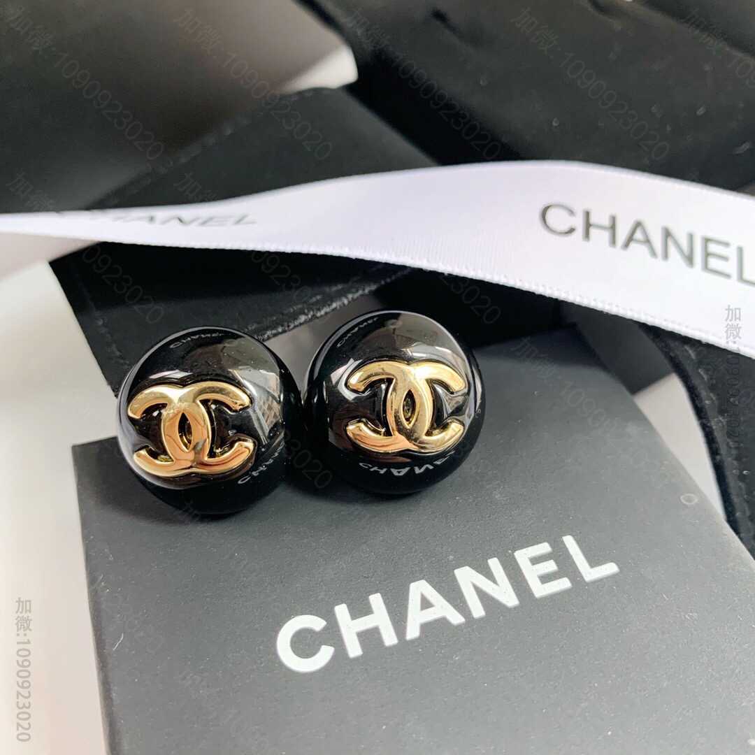 冬季CHANEL香奈儿黑色双c耳钉