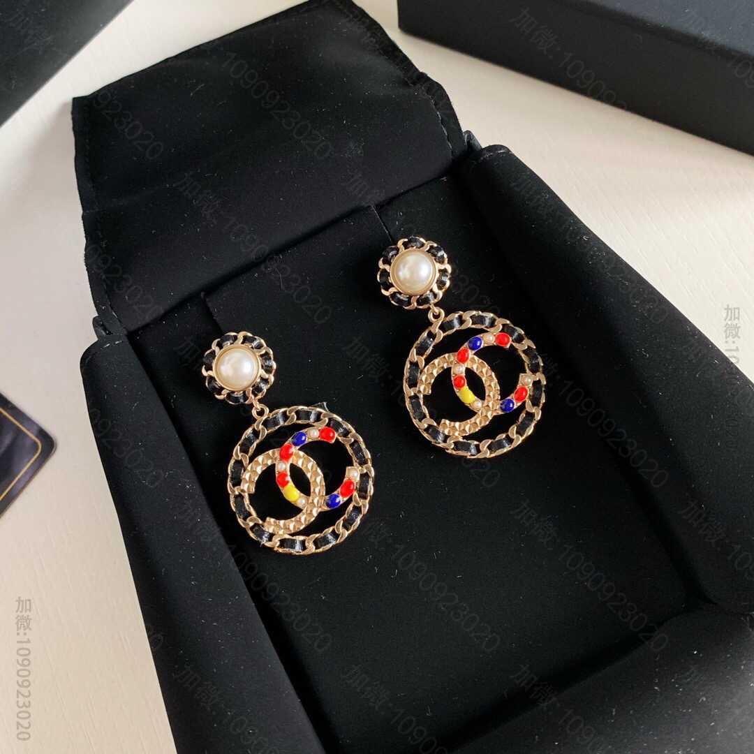 chanel香奈儿 专柜新款字母形状耳环ZP开模定制字母耳环