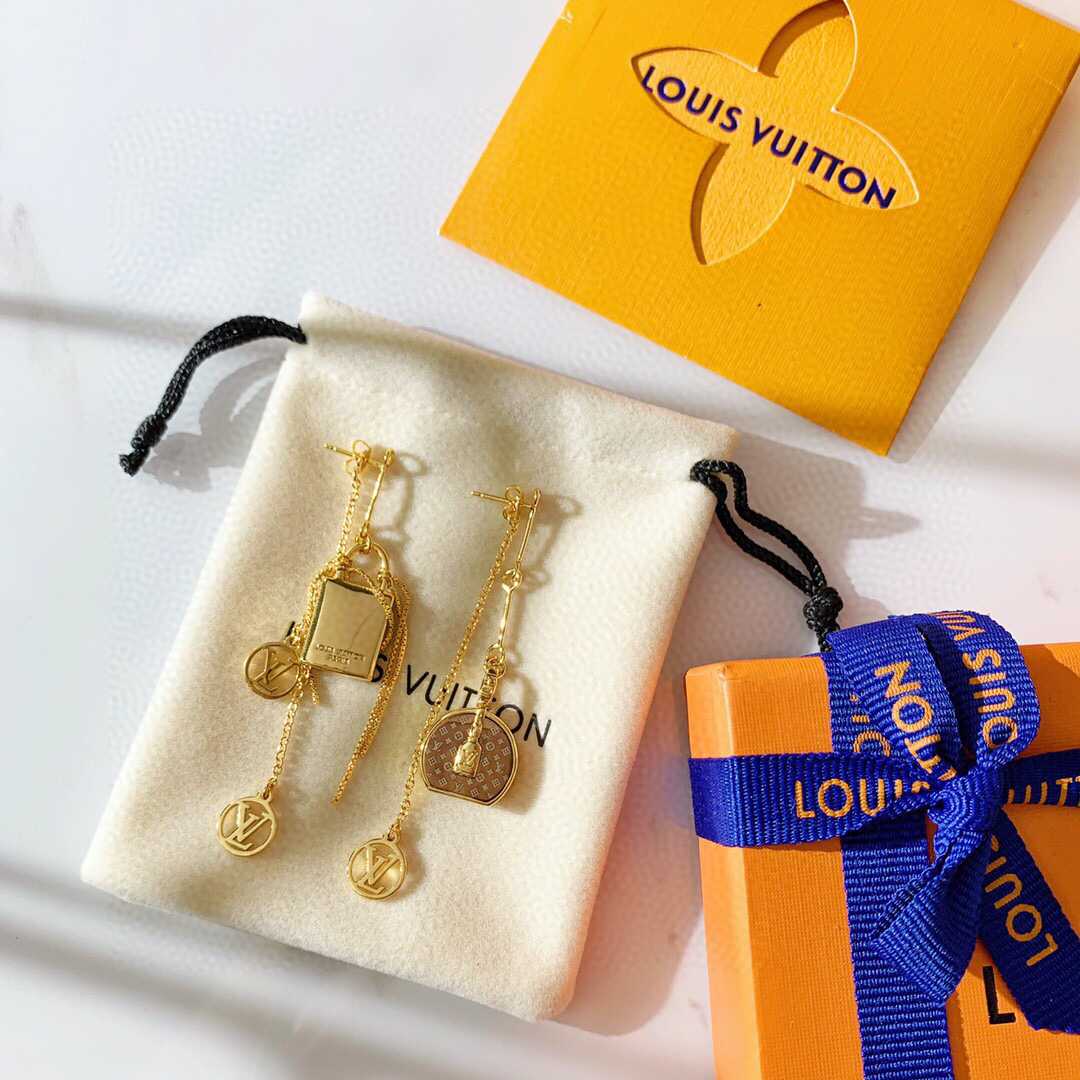 Louis Vuitton 路易威登 MINI圆饼包吊牌老花多链条耳钉耳环