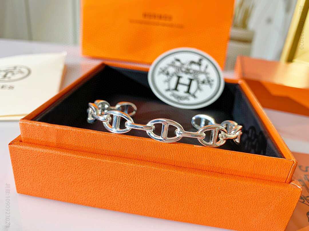 爱马仕HERMES 猪鼻子链条手镯
