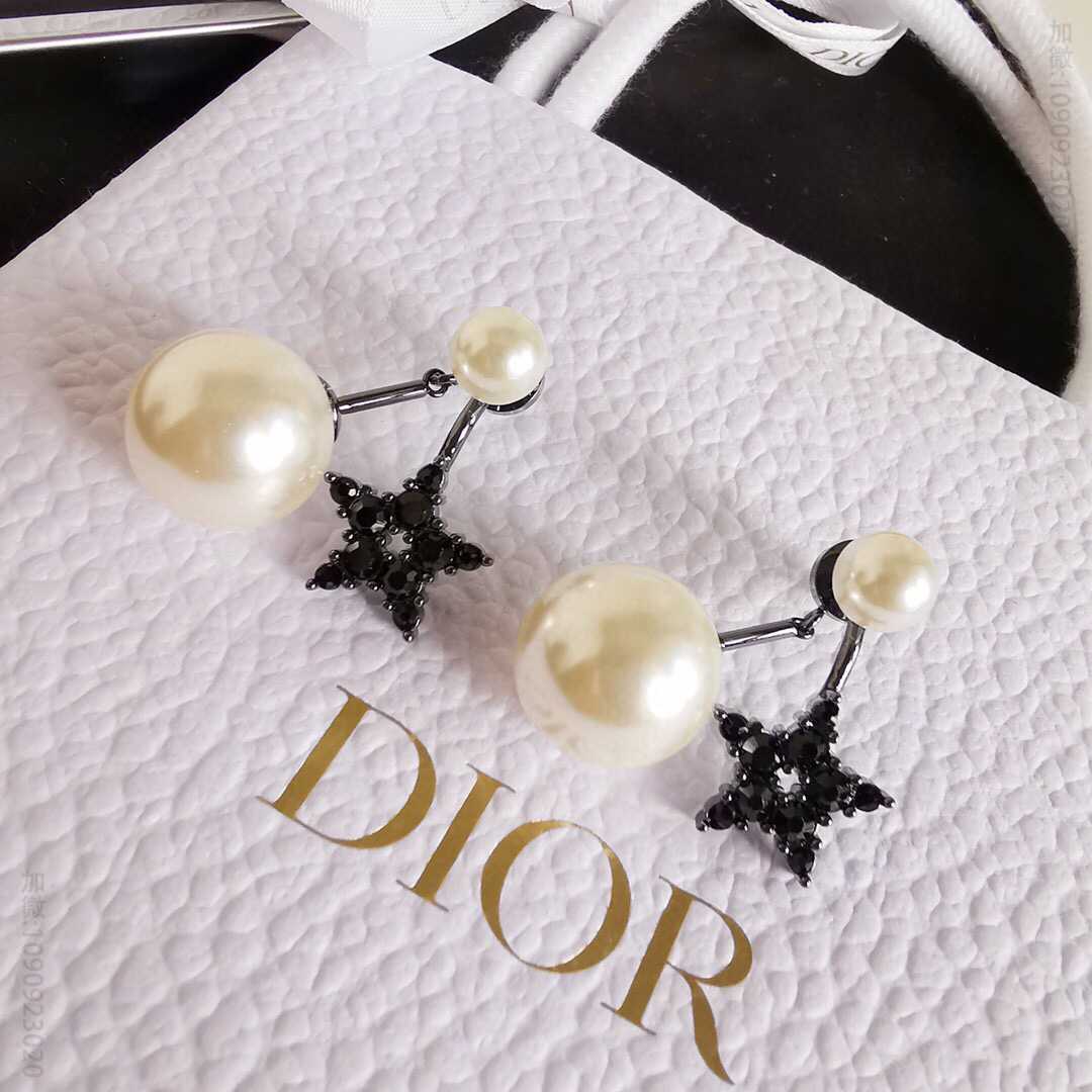 迪奥 专柜新款 DIOR LA PETITE TRIBALE耳环