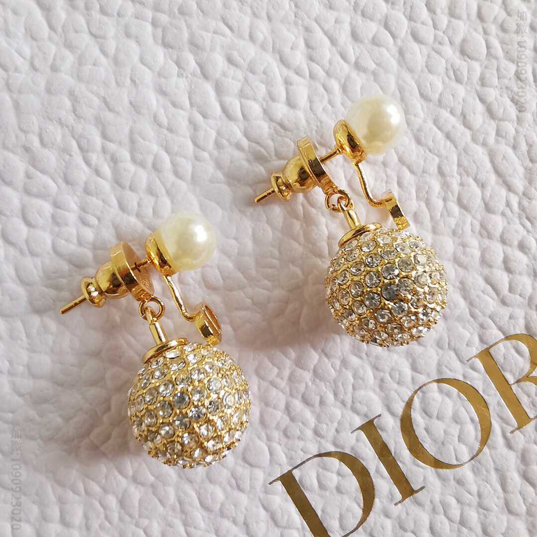 迪奥 专柜新款 DIOR LA PETITE TRIBALE耳环