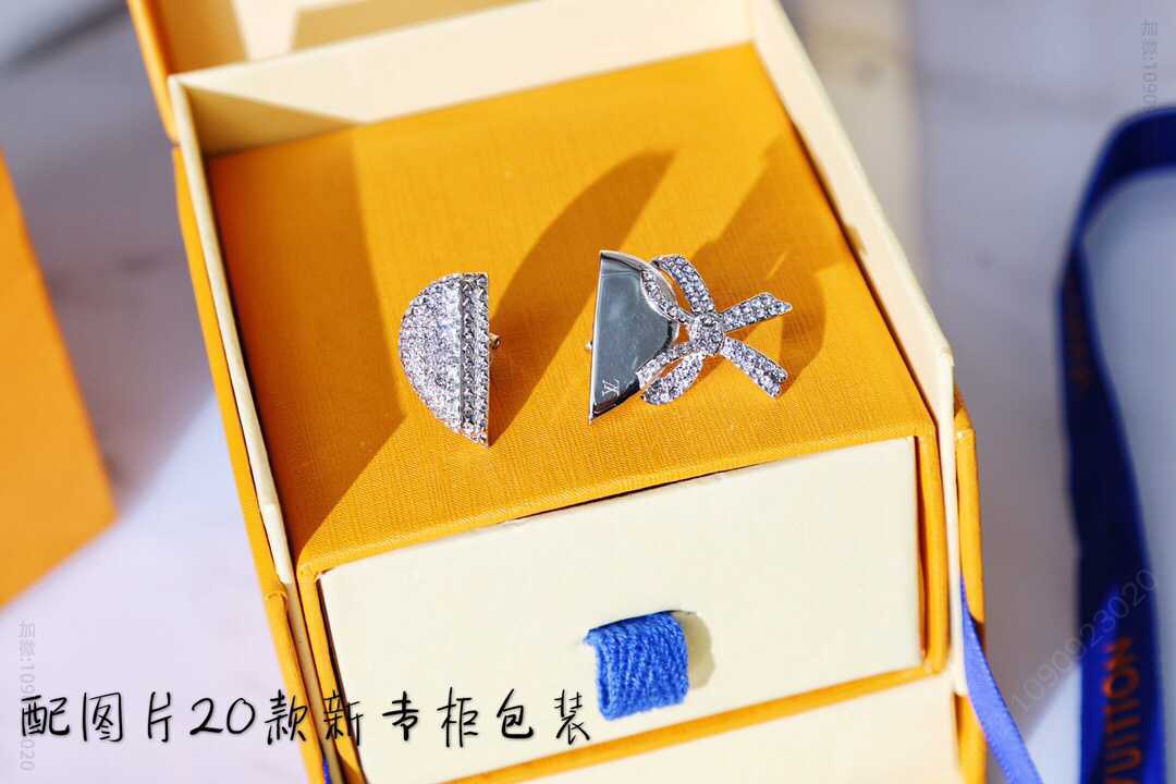 Louis Vuitton 路易威登 lv爱心耳钉耳环