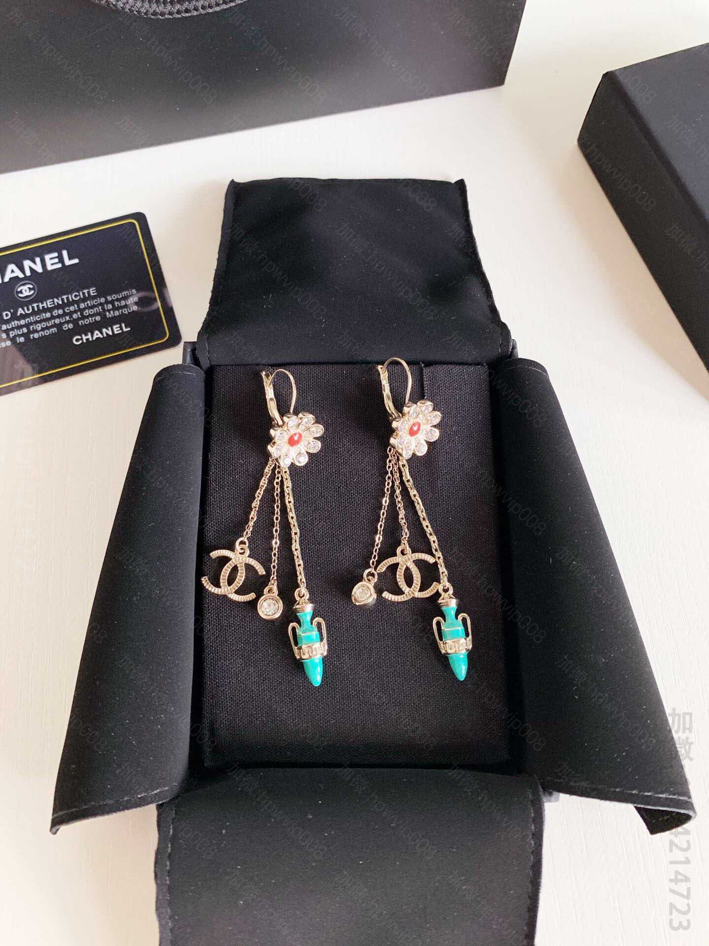 LV耳环饰品 LV/路易威登 PRÉCIEUX花图案专柜新款 CAMÉLIA 耳环 
