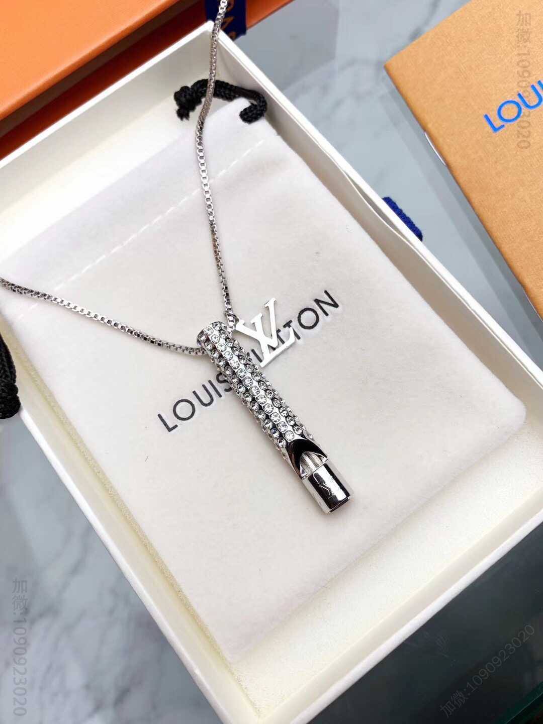 LV/路易威登 专柜新款 PENDANT CHAIN LV WHISTLE 项链
