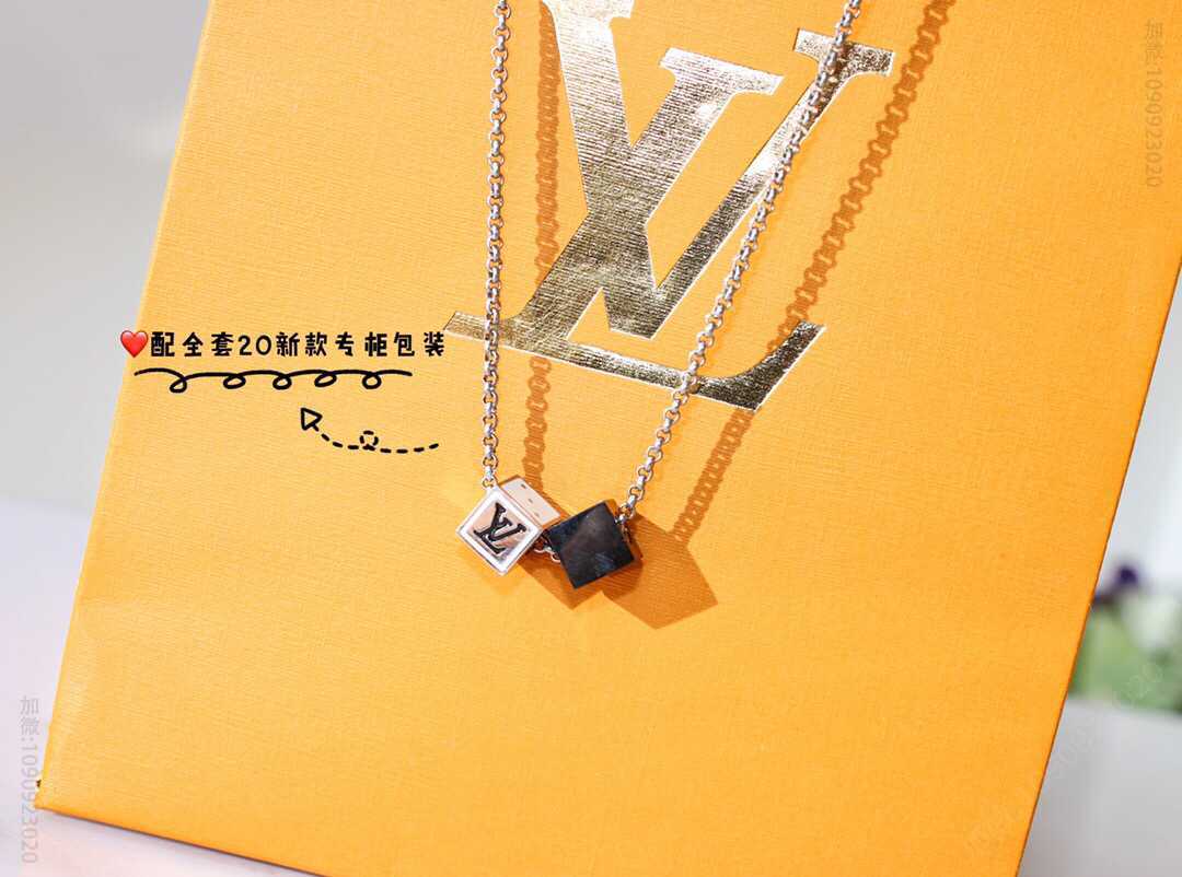 Louis Vuitton 路易威登 骰子项链