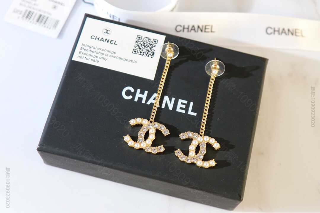 新款 CHANEL香奈儿双c长款耳钉耳环