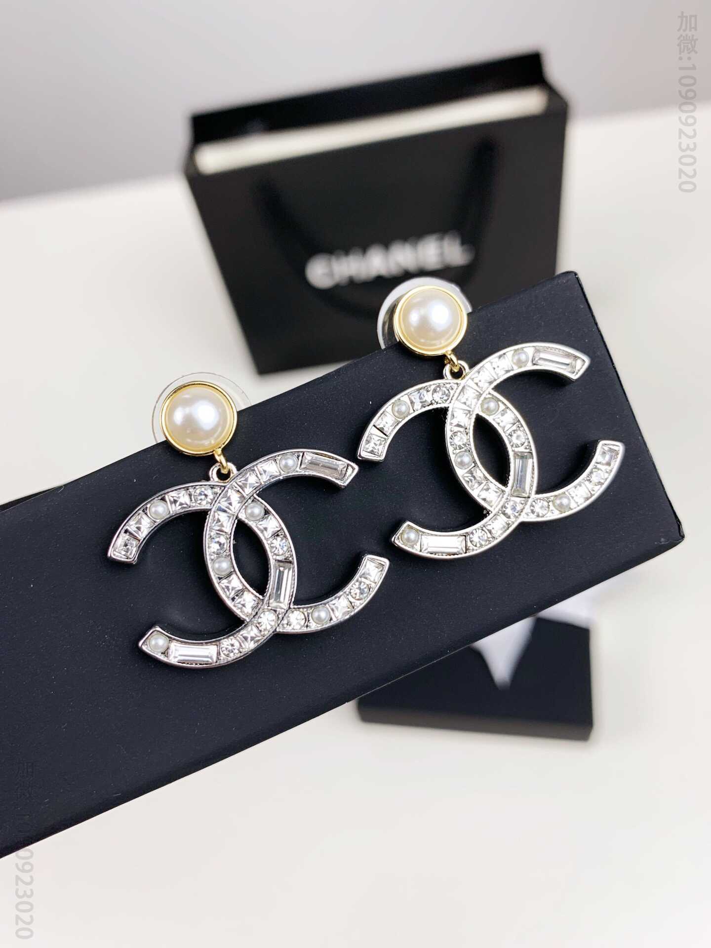 新品 CHANEL经典双C满钻 珍珠耳环 耳钉
