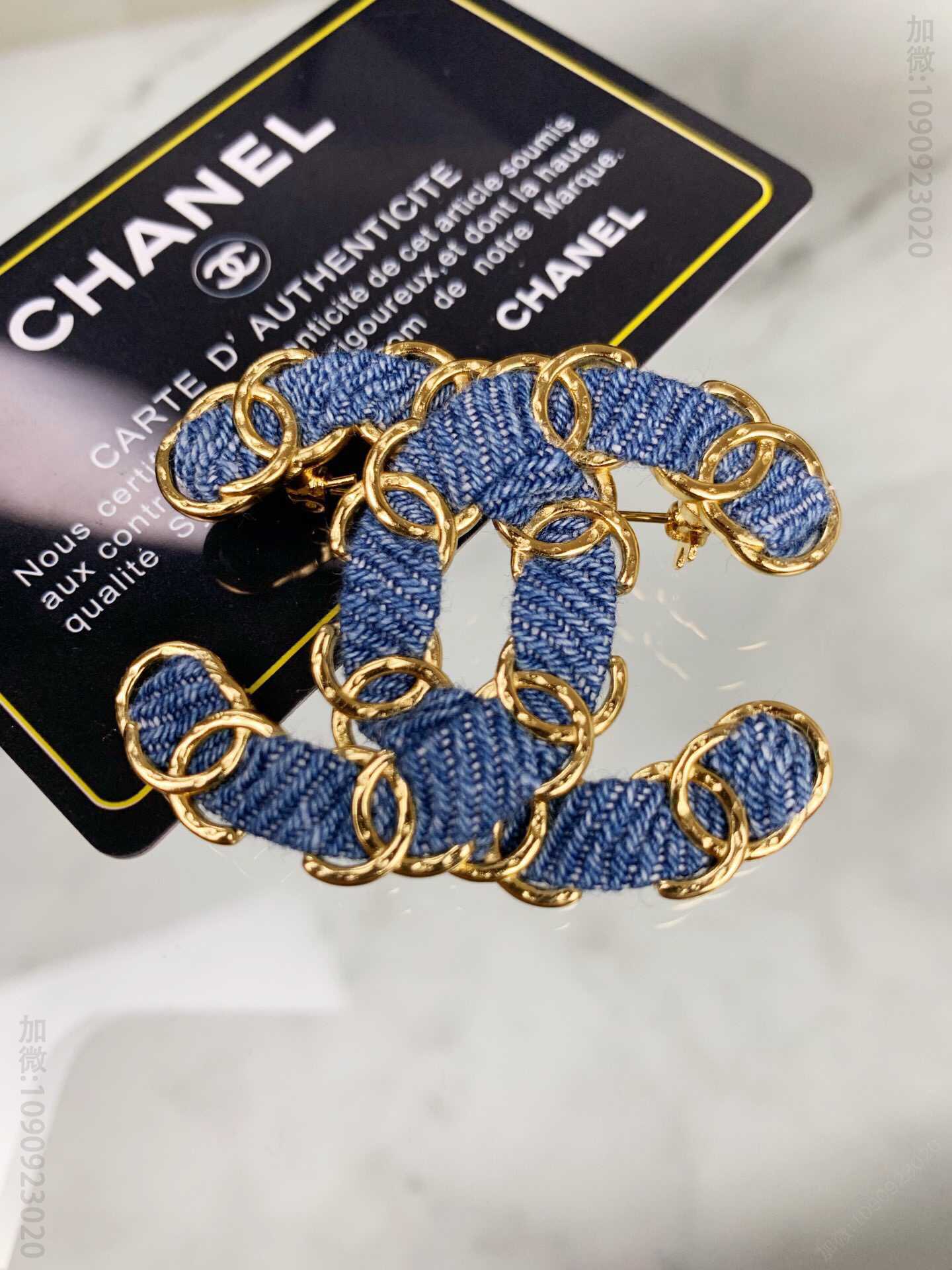 新品 CHANEL经典双C 牛仔布绳胸针 C90504 高仿香奈儿胸花商城