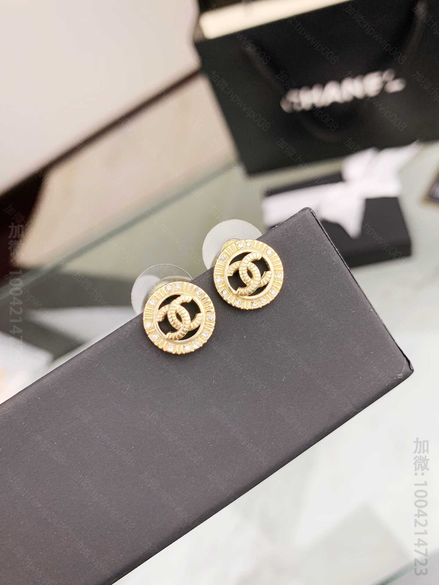 高仿香奈儿耳环饰品 香奈儿饰品 C90524 新品 CHANEL经典双C耳环 耳钉 