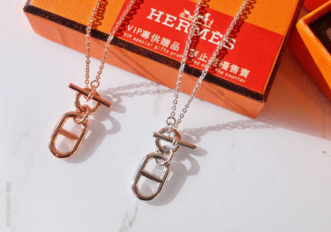 爱马仕HERMES猪鼻项链