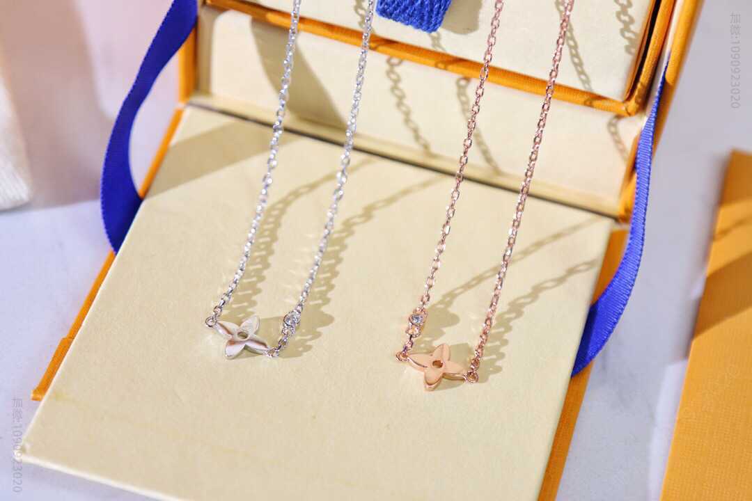 Louis Vuitton 路易威登 925纯银材质项链
