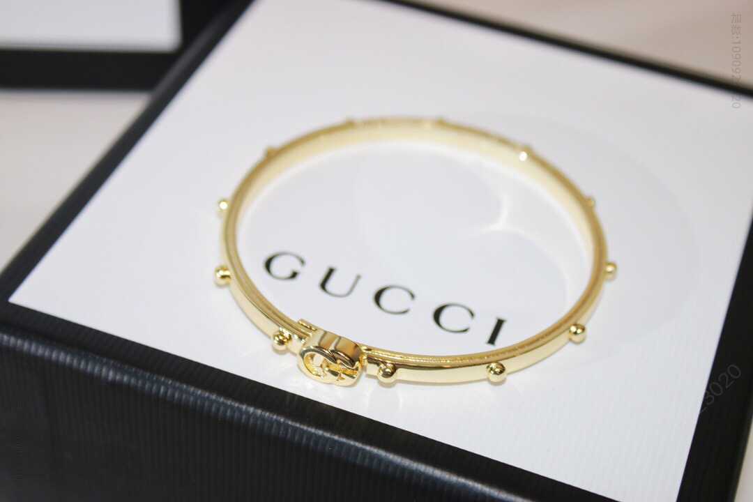新款Gucci古驰双G金色手镯