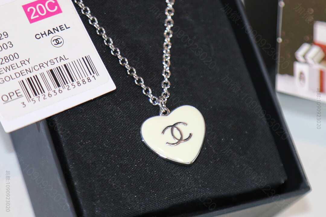 新款 CHANEL香奈儿Jennie同款vintage中古桃心项链