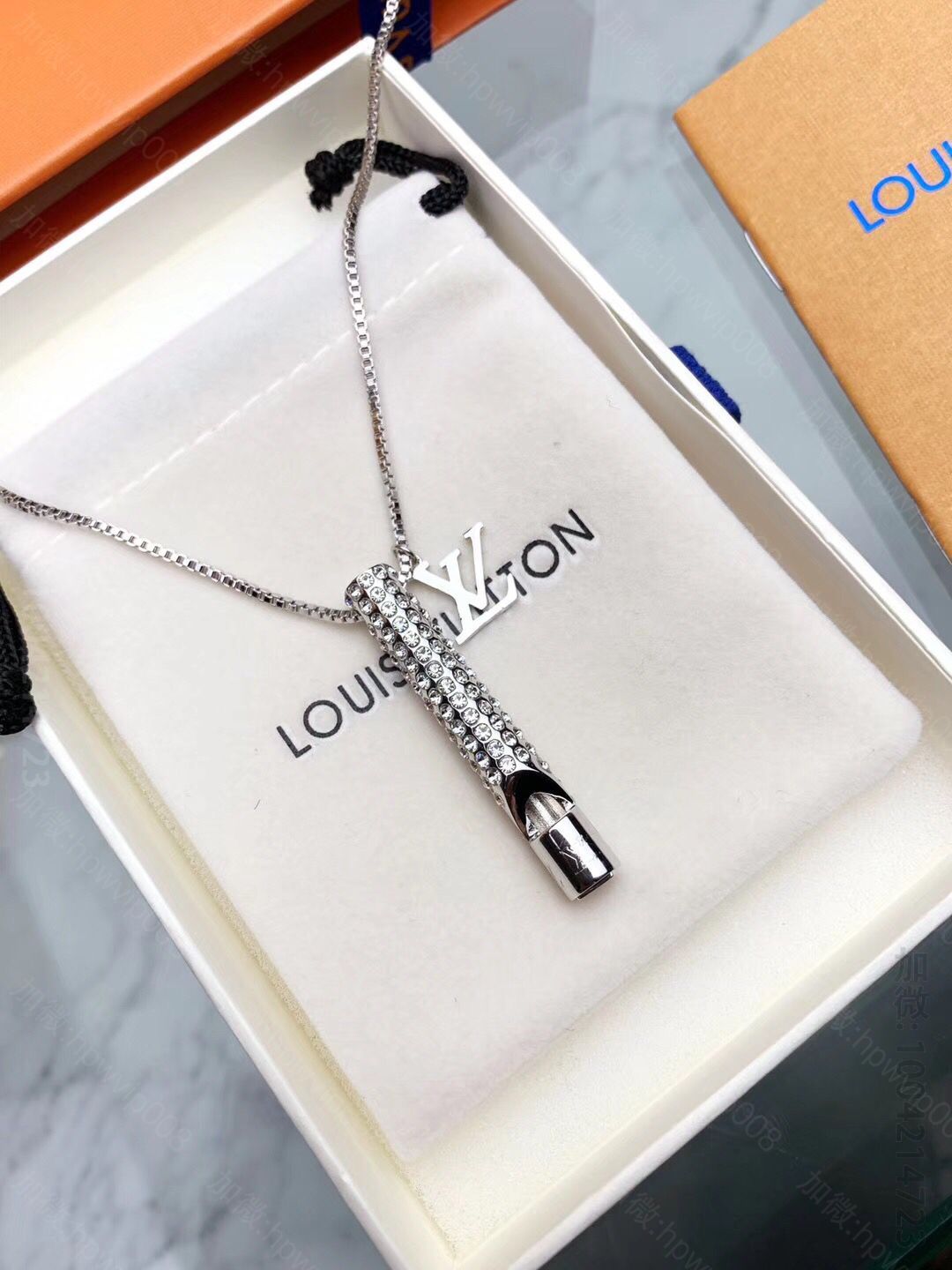 LV饰品 LV/路易威登 专柜新款 PENDANT CHAIN LV WHISTLE 项链 LV耳环 