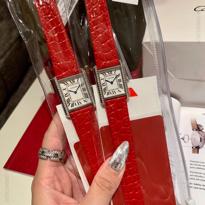 卡地亚-Cartier卡地亚坦克限量款中国红系列Cartier Tank Solo石英腕表