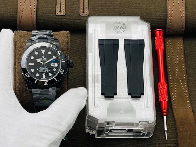V6版BLAKEN-暗夜黑劳.力士Rolex搭载最新clean10翠绿陶瓷圈全新3135机芯腕表