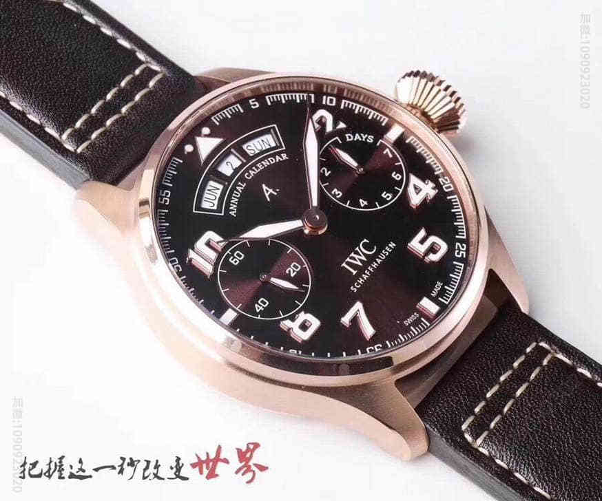 万国lWC小秒针盘金质摆陀雕刻蓝宝石玻璃水晶表背搭载Calibre6611机芯咖啡贝面男款腕表