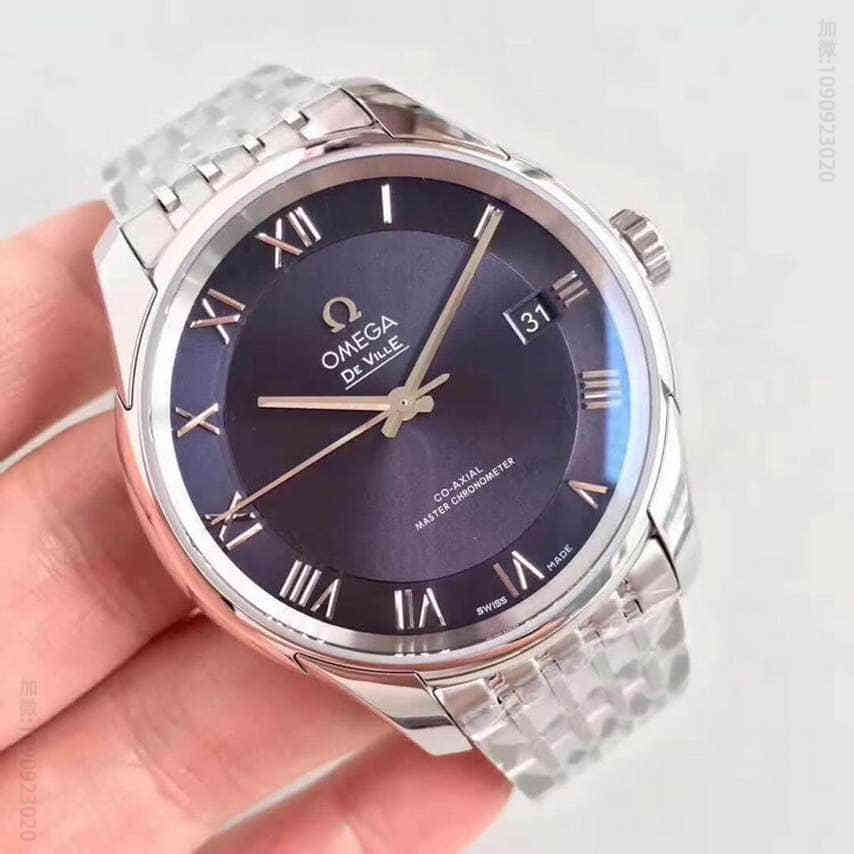 欧米茄 OMEGA碟飞HOUR VISION腕表内部搭载8900同轴至臻天文台机芯原装钢带