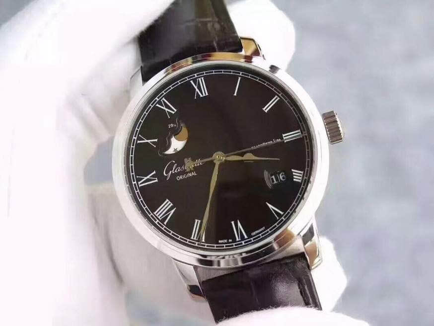 格拉苏蒂原创精髓参议员大日历月相系列腕表 搭载2824改原版格拉苏蒂Cal.100-04机芯