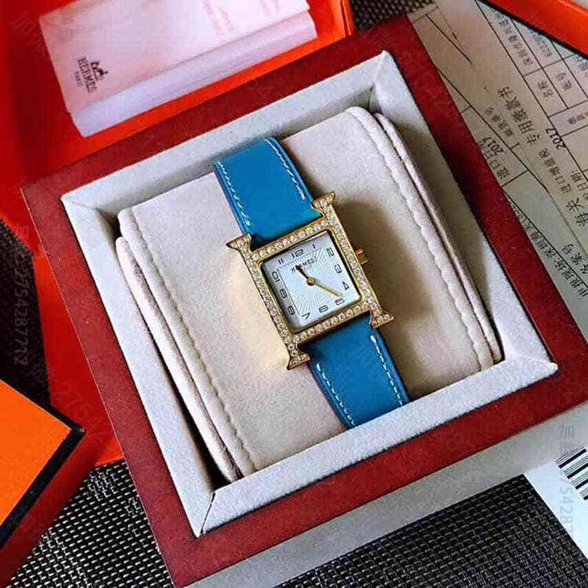 原单爱马仕女士腕表 爱马仕女士腕表 HERMES【爱马仕】Heure H系列 2023年环绕独特的“H”型表壳珍珠贝母表盘上另镶嵌有11颗钻石瑞士石英原金机芯高端女表 复刻爱马仕腕表 