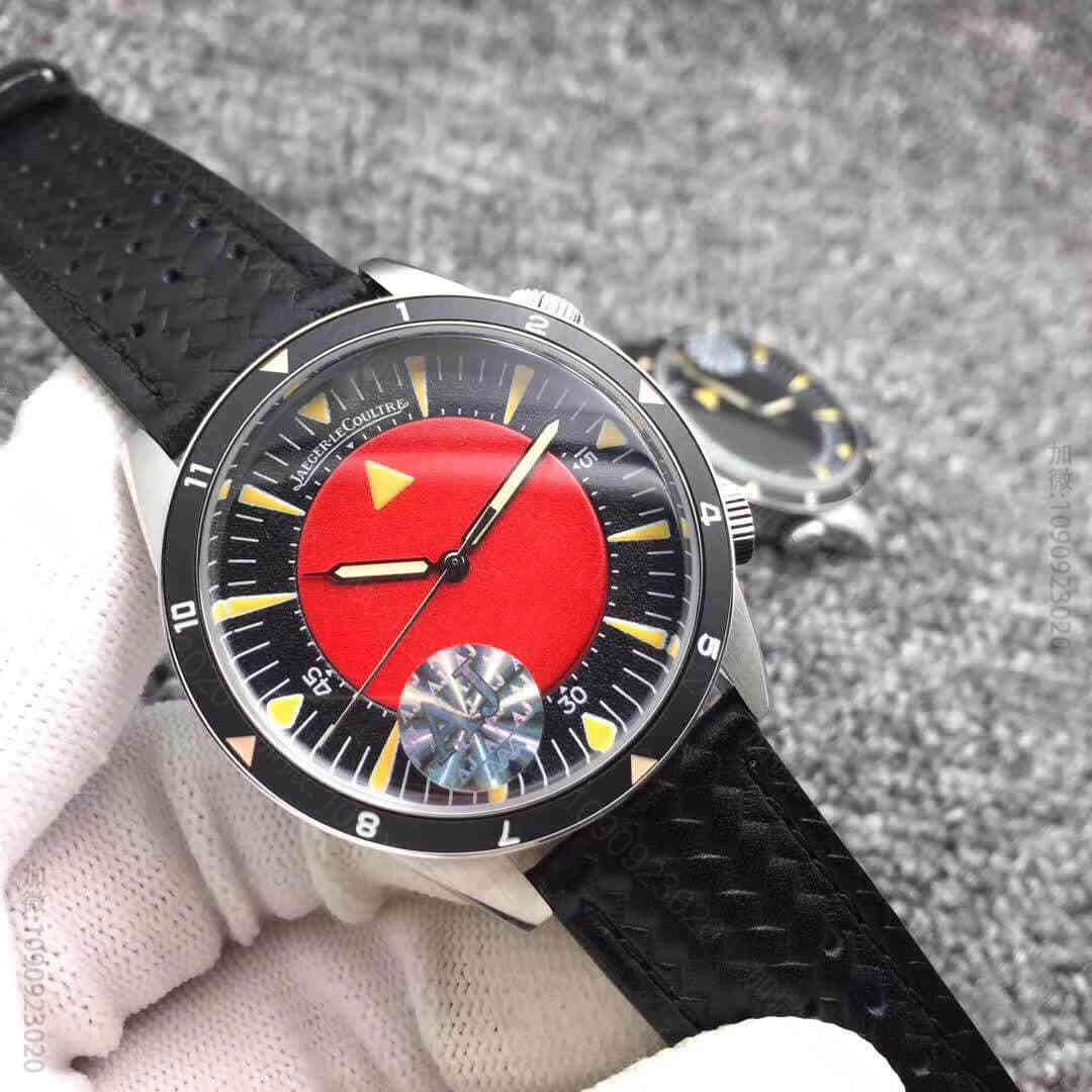 积家Jaeger-LeCoultre（RED）慈善拍卖会为支持慈善，推出红色...