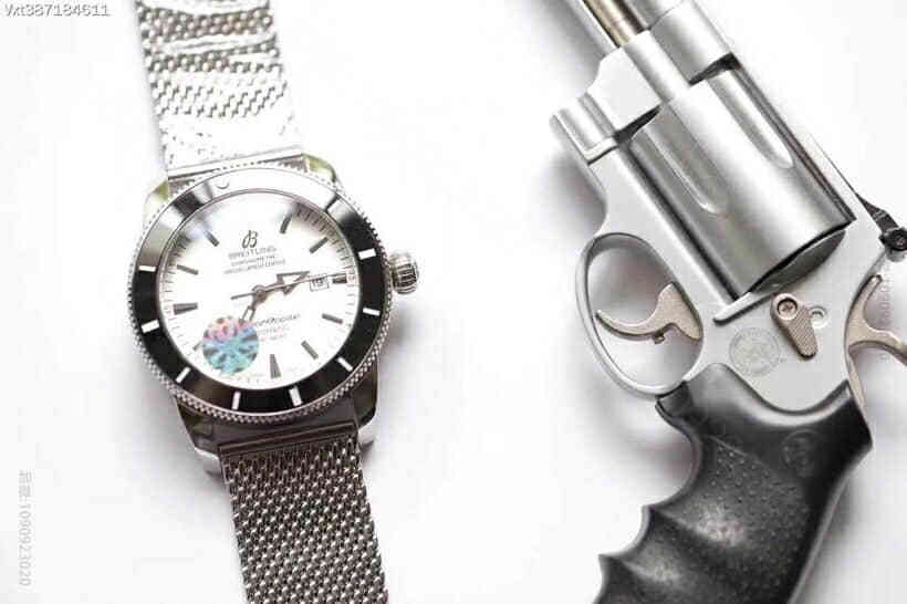 百年灵 BREITLING 超级海洋文化系列原装西铁城全自动机芯腕表