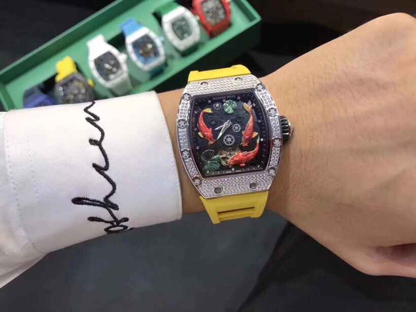 理查德•米勒（RM57-01）红锦鲤鱼皇家橡树胶带高级腕表