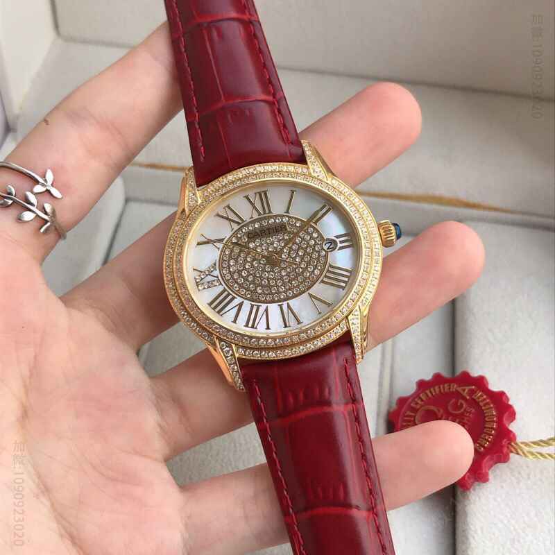 卡地亚-Cartier 休闲中性腕表 罗马三针带日历显示
