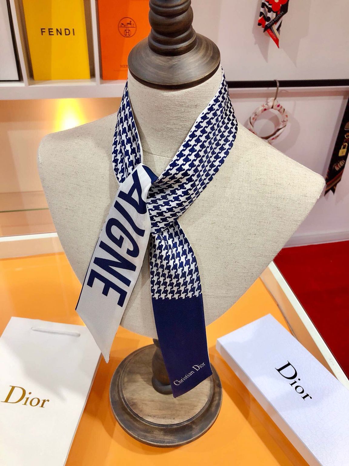 Dior迪奥千鸟格纹100%真丝双层双面丝带束发带