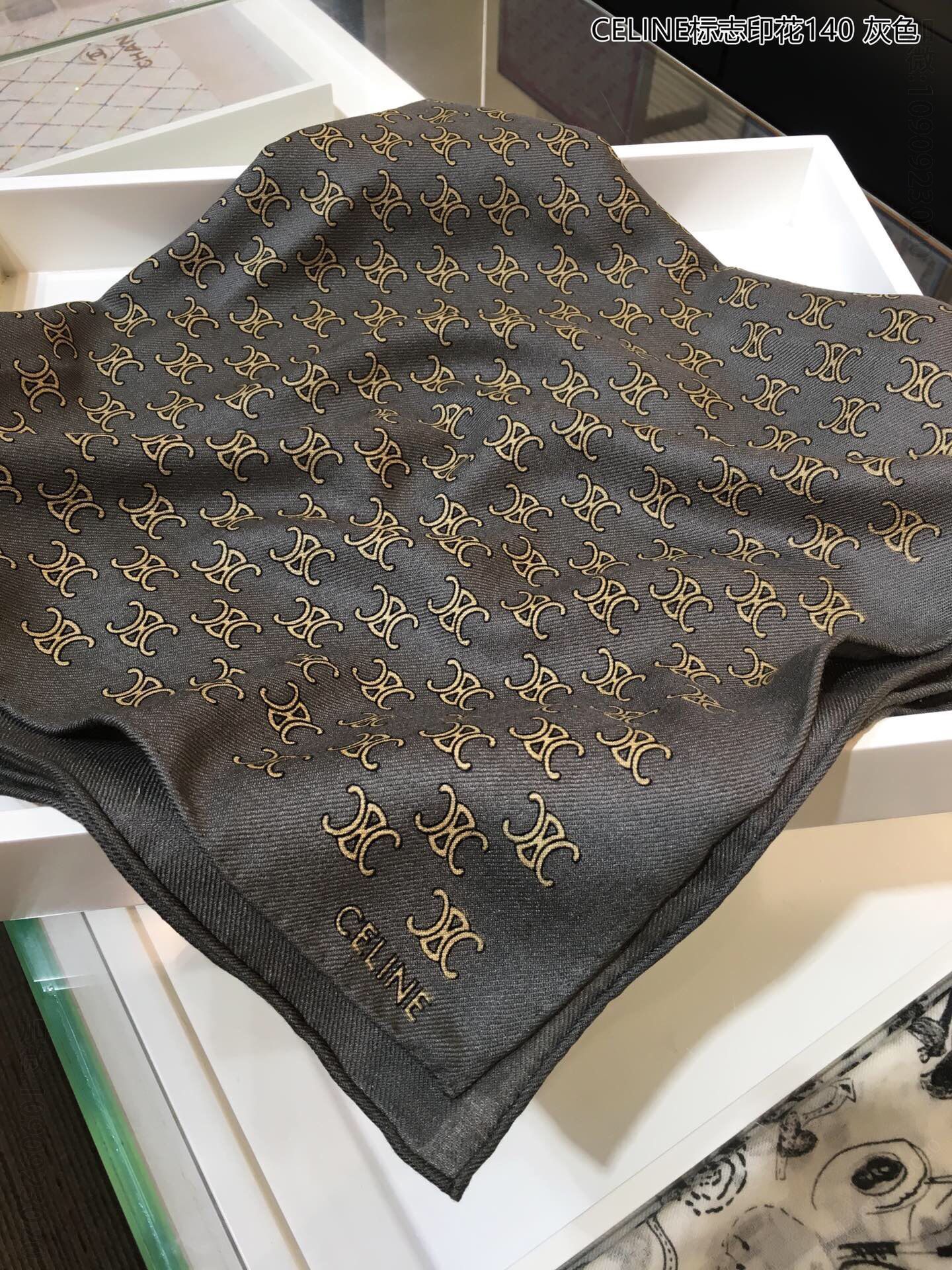 CELINE赛琳标志印花100%纯山羊绒围巾