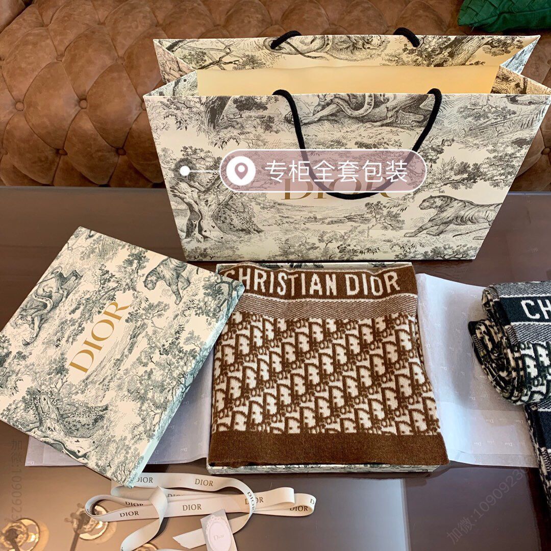 Dior迪奥Oblique咖色羊毛羊绒混纺围巾