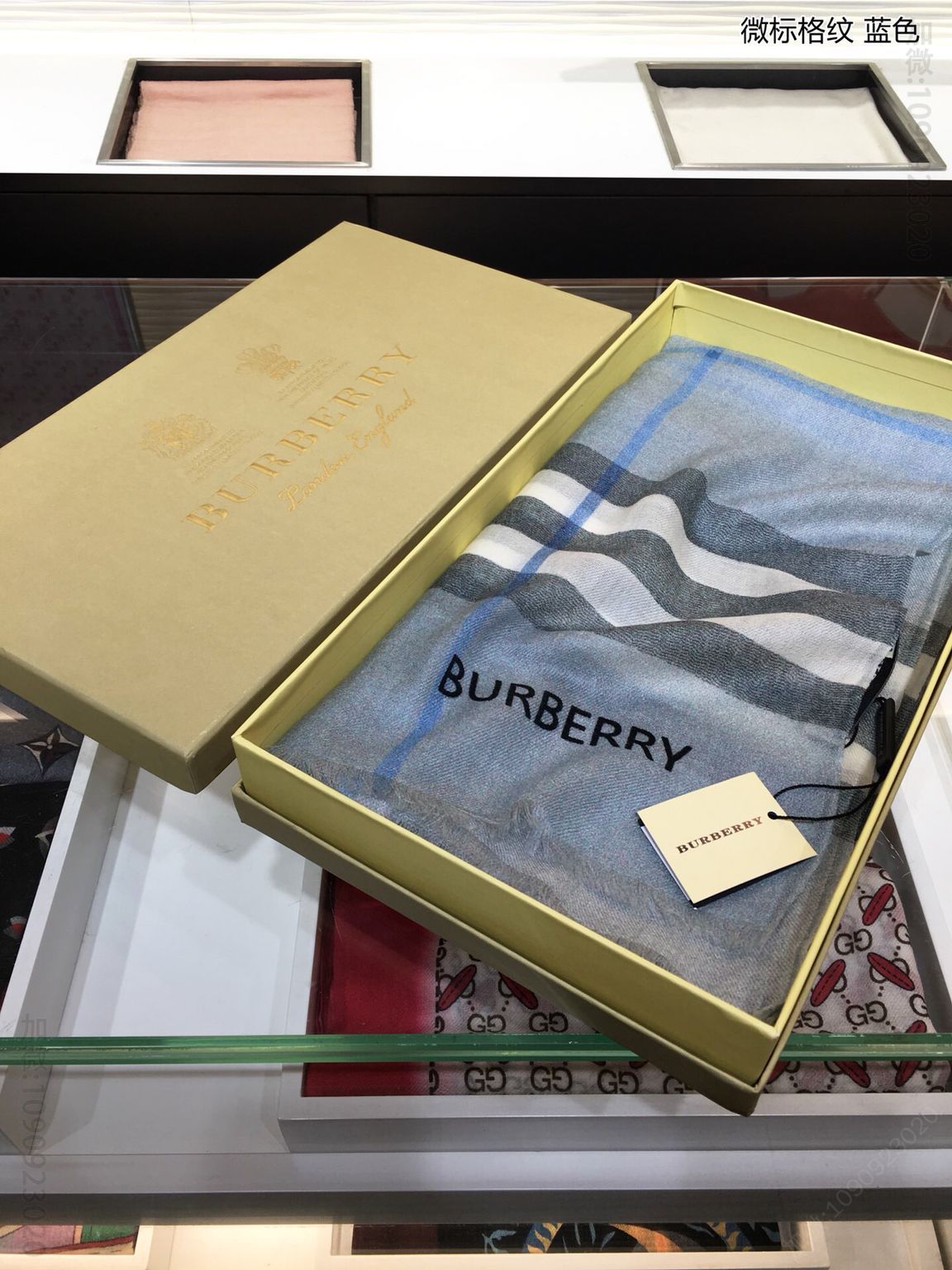 Burberry巴宝莉微标格纹100%山羊绒围巾