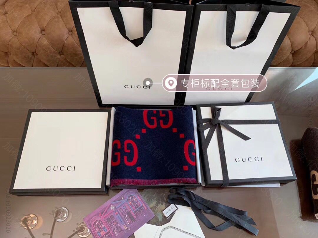 GUCCI古驰午夜蓝配红色大GG羊毛围巾