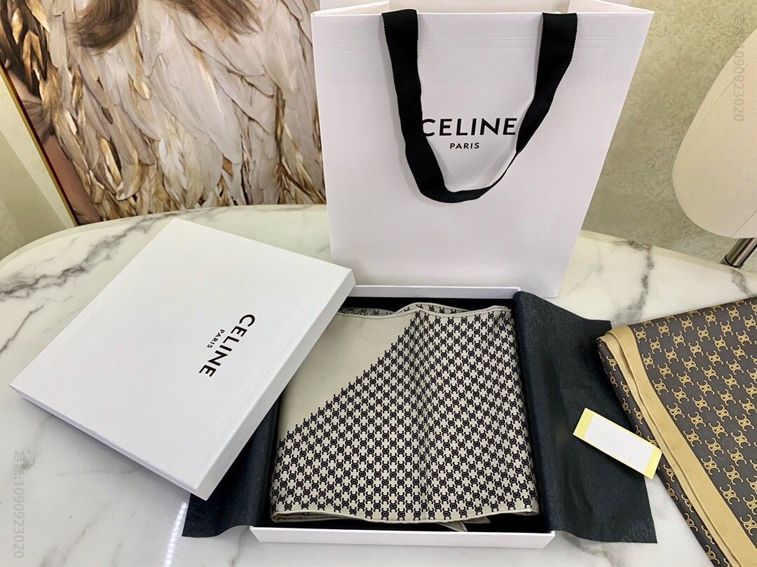 CELINE赛琳Celine triomphae真丝长巾