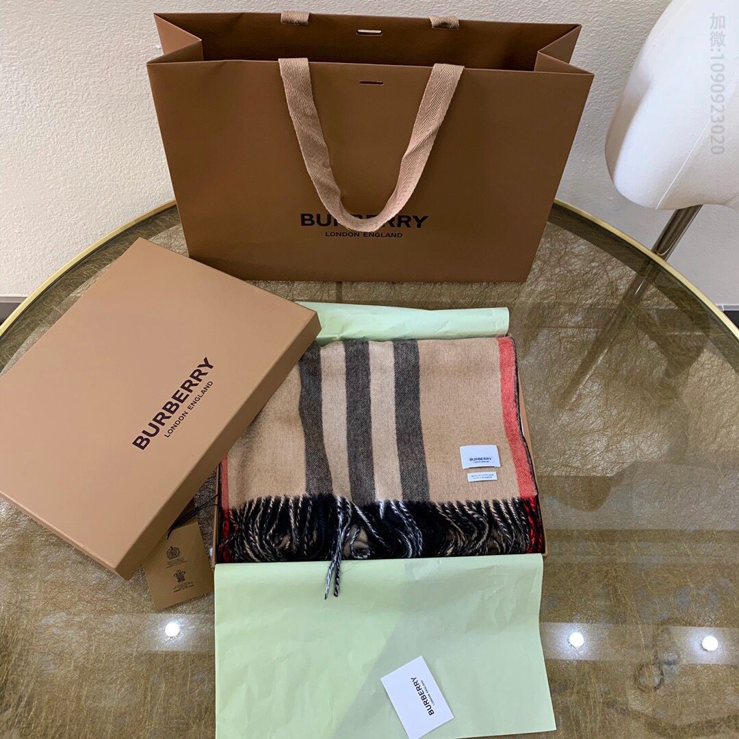 Burberry巴宝莉竖纹拼色100%羊绒围巾